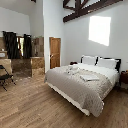 Chateau Chatillon מלון *