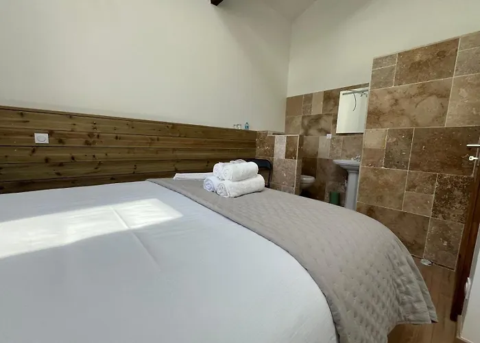 Chateau Chatillon 호텔